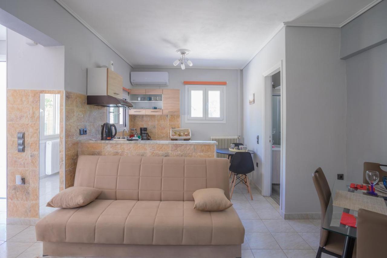 Nina's & Mara's * Lygia (Lefkada)
